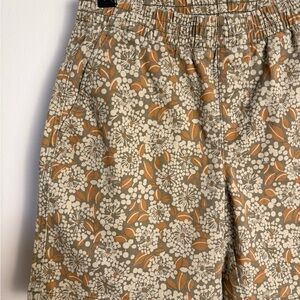lands end floral elastic band floral foliage easy shorts size 4 or small